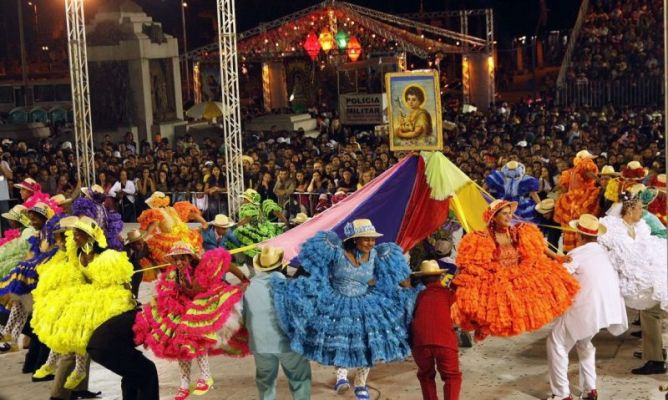 Manifestações ganham espaço em festas juninas no Nordeste; Campina é destacada