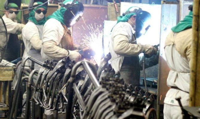 Taxa de desemprego no país recua para 9,1%, aponta IBGE