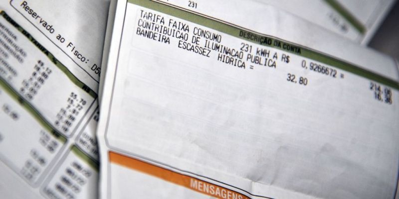 Aneel: tarifa de energia elétrica deve subir, em média, 5,6% em 2023