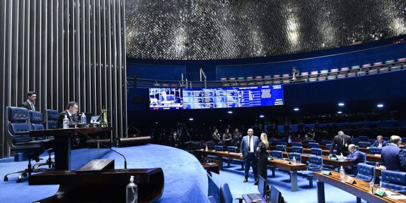 Senado inicia votação da PEC da Transição