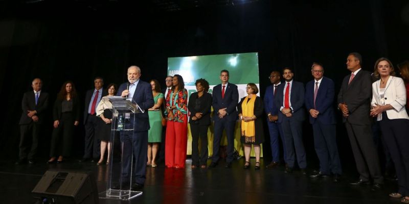 Nova organização de ministérios é divulgada pela equipe de transição