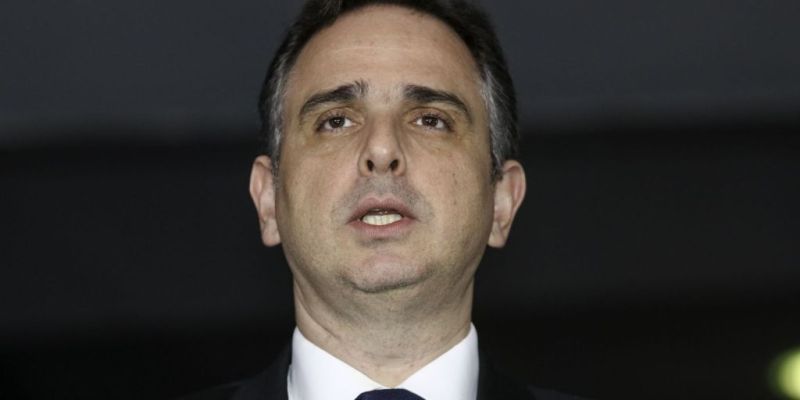 Diplomação destaca exercício da democracia, diz presidente do Senado
