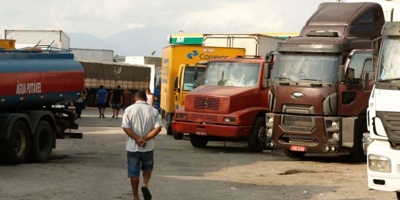 Última parcela dos auxílios Caminhoneiro e Taxista será paga hoje