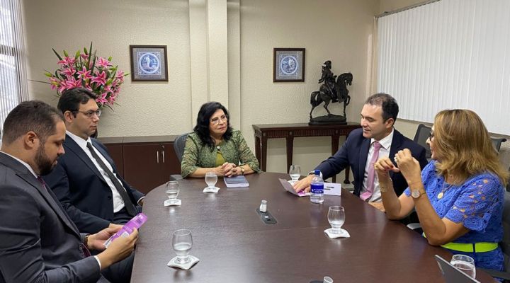 Conselheiro do CNJ conhece detalhes de programa de proteção a mulheres no Ceará