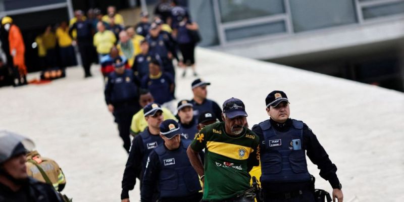 CNJ: 1,4 mil pessoas estão presas por ataques em Brasília