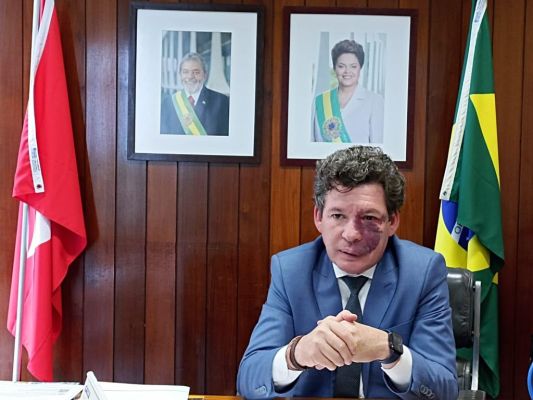 Líder do PT defende PP e Republicanos, de Mourão e Damares, no governo