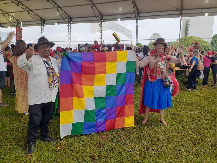 Pedro Peduzzi/Agência Brasil Cerimônia de posse/ Luiz Inácio Lula da Silva/Personagens/Juan Cusicauki e Aloha Queiroz