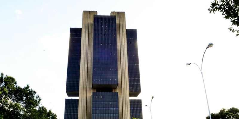 Banco Central: commodities e inércia pressionaram inflação em 2022
