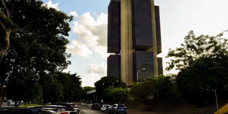 Estimativa do mercado para inflação oficial passa de 5,31% para 5,36%