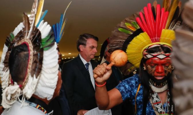 Áudio de Bolsonaro defendendo massacre indígena desaparece na Câmara