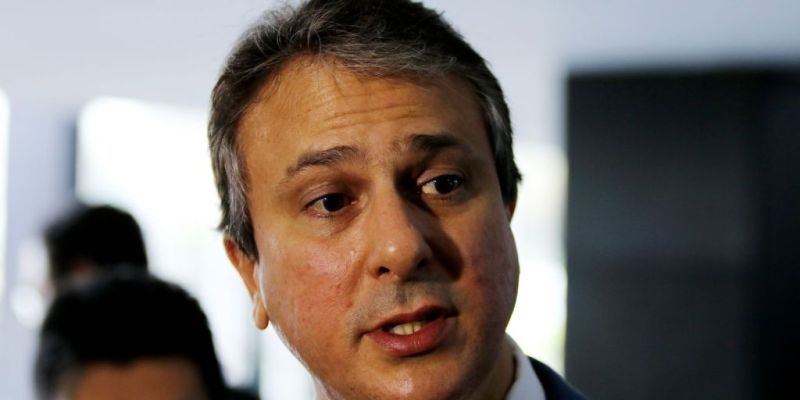 Santana põe alfabetização na idade certa como maior prioridade do MEC