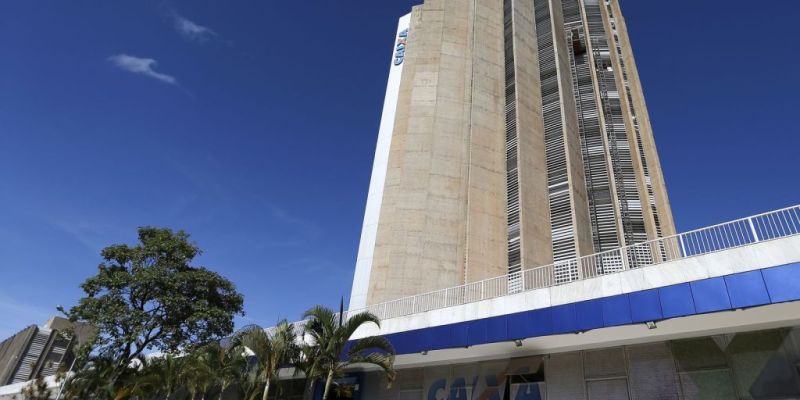 Caixa suspende crédito consignado para beneficiários do Bolsa Família
