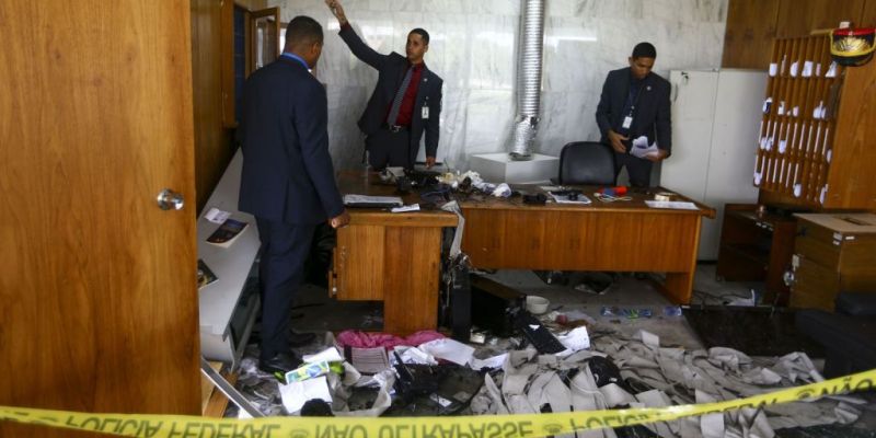 AGU pede bloqueio de bens de 40 presos em flagrante nos atos golpistas