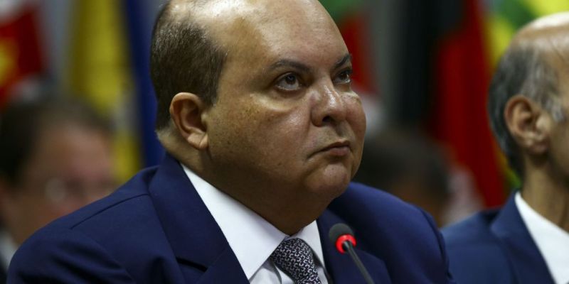 Ibaneis é reconduzido ao cargo de governador do Distrito Federal
