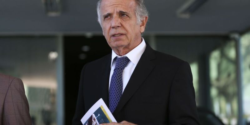 Múcio descarta envolvimento de Forças Armadas em atos golpistas