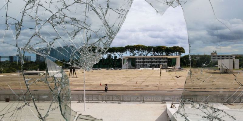 AGU pede bloqueio de bens de mais 42 investigados por atos golpistas