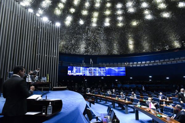 Maior bloco do Senado, “Democracia” reúne partidos de base e oposição