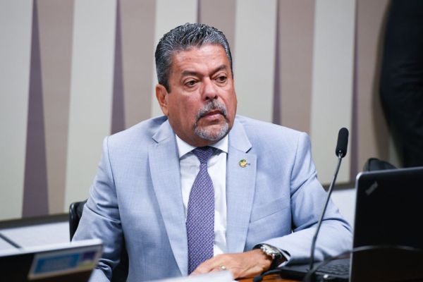 Comissão discute como retirar garimpeiros da Terra Yanomami