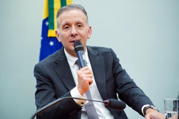 Lira define relator e dá dois meses para grupo propor reforma tributária