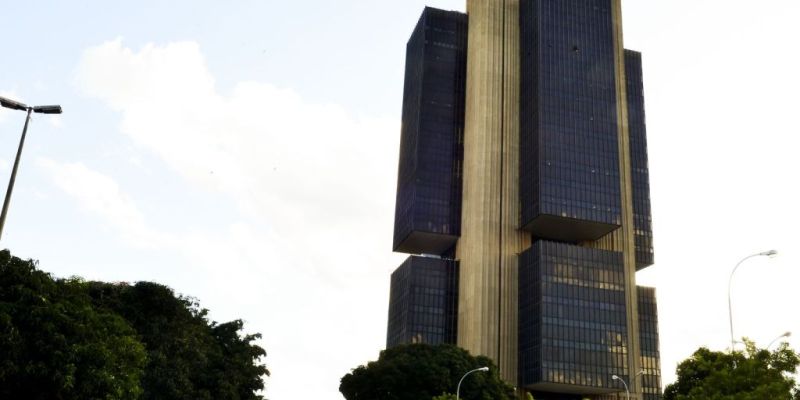 Entidades do setor produtivo fazem ressalva a juros altos