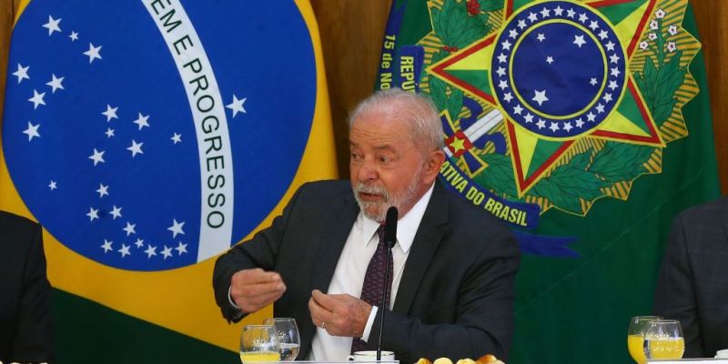 Presidente aposta em retomada de obras para impulsionar economia