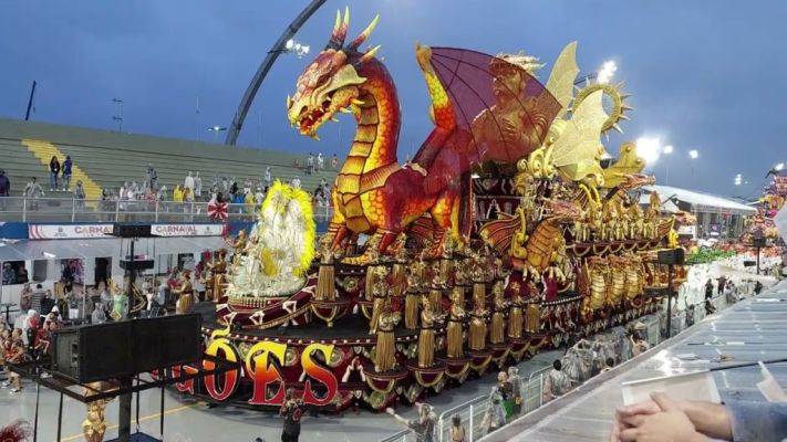 Com enredo sobre João Pessoa, Dragões da Real fica em 5° lugar e participa do desfile das campeãs em SP