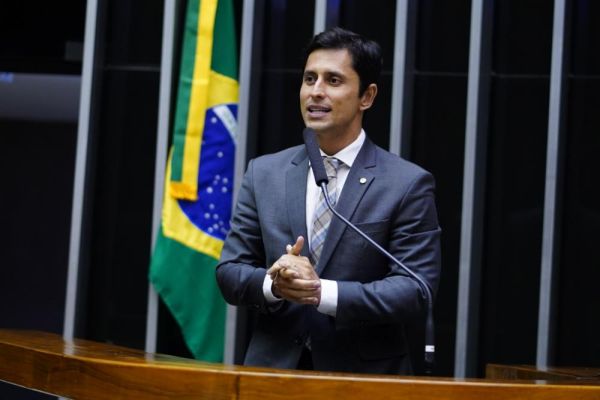 Projeto propõe troca gratuita de produtos vencidos