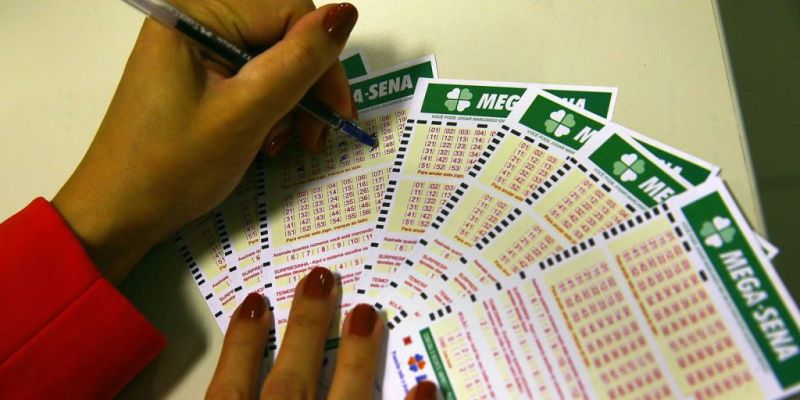 Mega-Sena acumula e prêmio é estimado em R$ 16 milhões