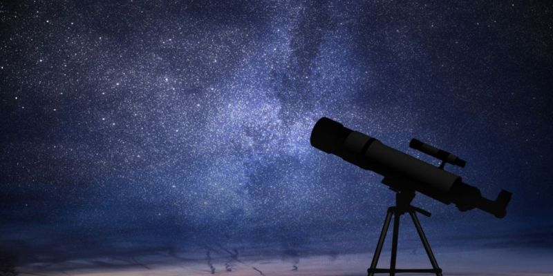 Astrocientistas debatem desafios da carreira em encontro virtual