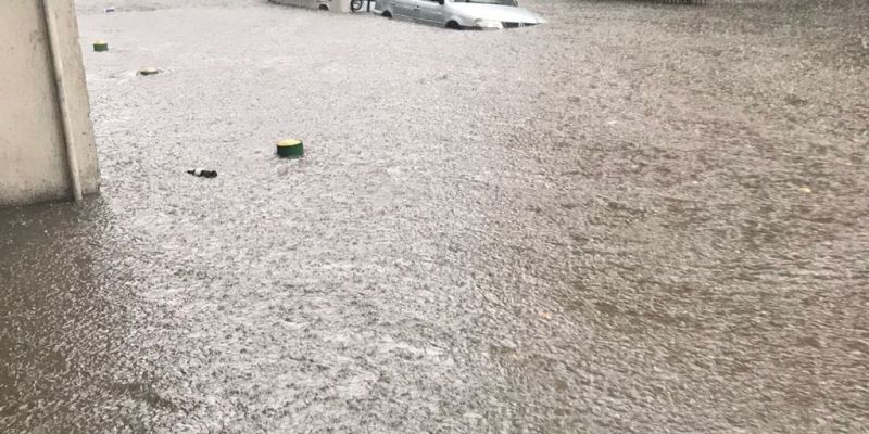 Homem e criança morrem durante temporal no Rio de Janeiro