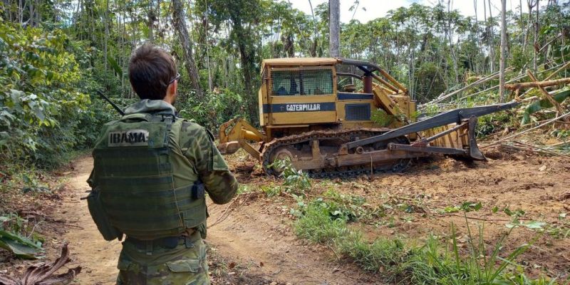 Ibama e PRF desmontam mais de 190 acampamentos na TI Yanomami