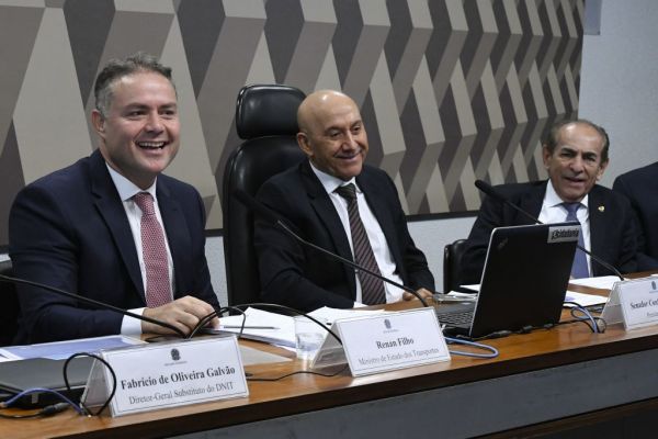 Comissões do Senado já aprovaram 20 convites a ministros e autoridades