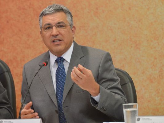 Falta de Arcabouço fiscal preocupa cenário econômico