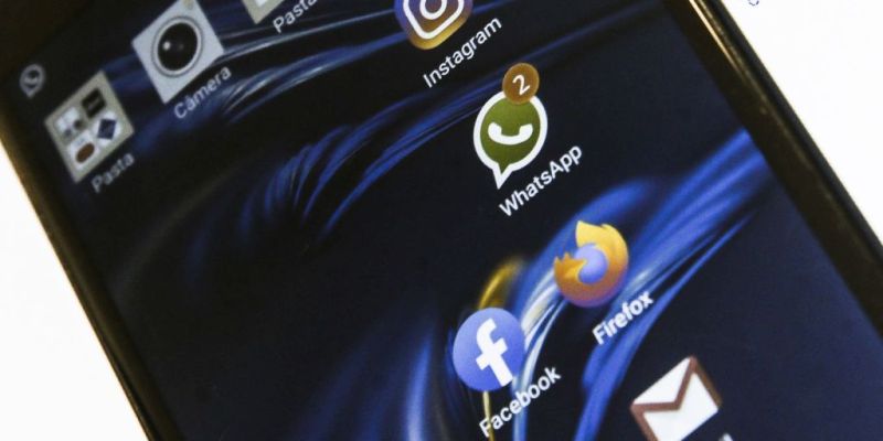 Redes sociais devem garantir ambiente seguro, diz advogada