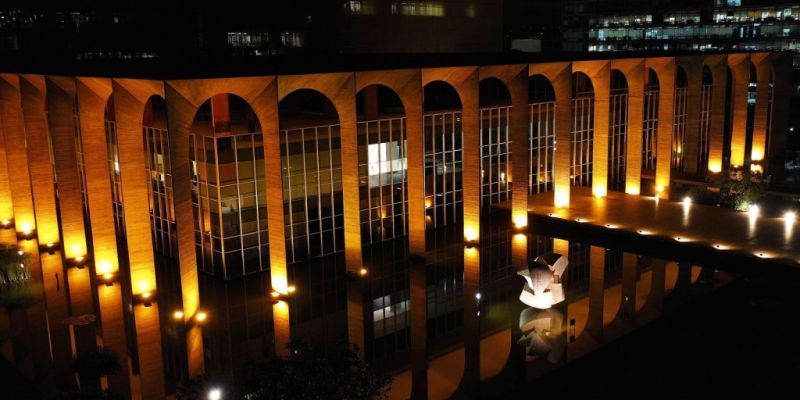 Portaria detalha concessão de visto e residência a ucranianos