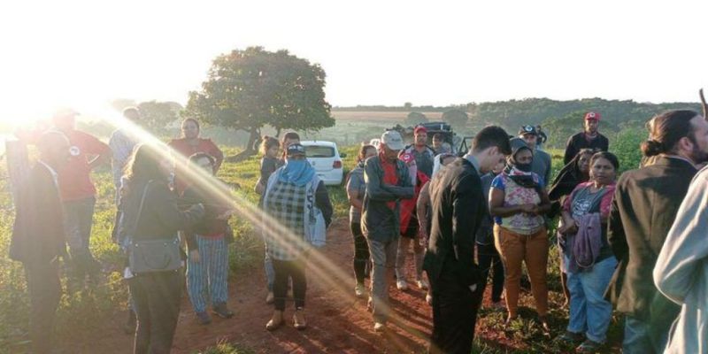 Mulheres do Movimento sem Terra ocupam fazenda em Goiás