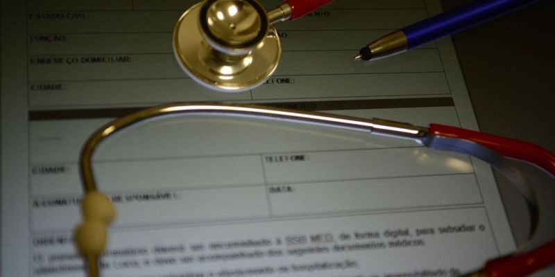 Relator do PL dos Planos quer proibir rescisão de contrato unilateral