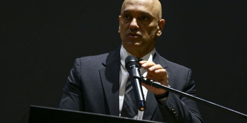 Moraes manda Telegram indicar representante legal para não sair do ar