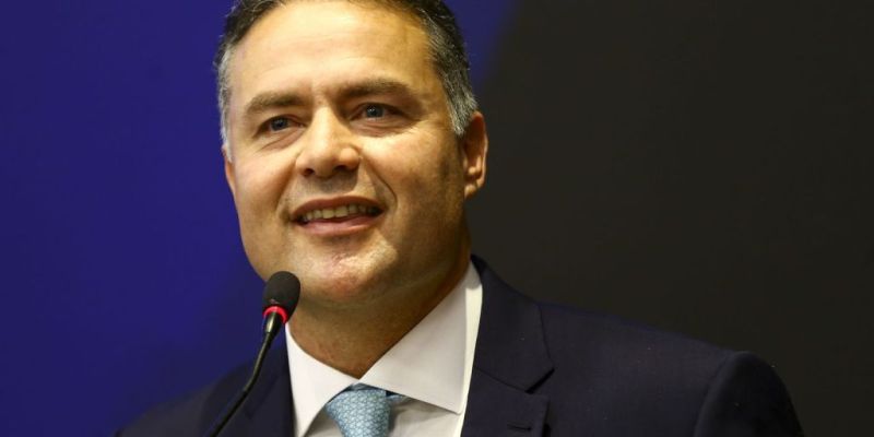 Renan Filho: arcabouço fiscal garante investimento em infraestrutura