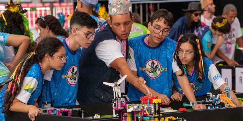 Festival de robótica reúne estudantes de todo o país no DF