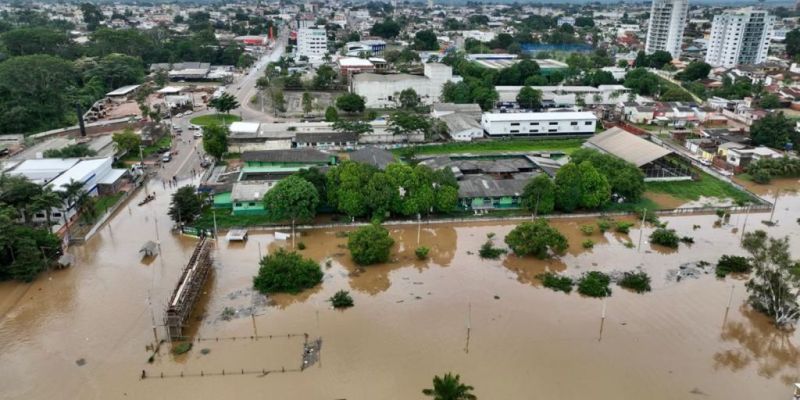 Mais de 4.300 pessoas estão desabrigadas no Acre por causa das cheias
