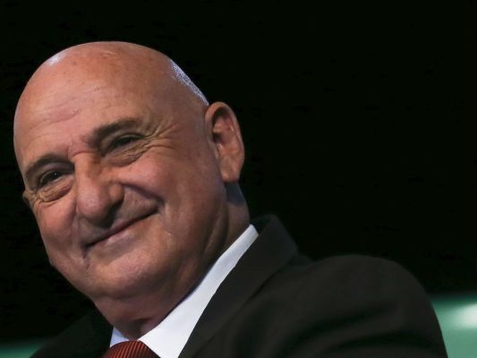 Ministro do GSI deixa cargo após divulgação de vídeo