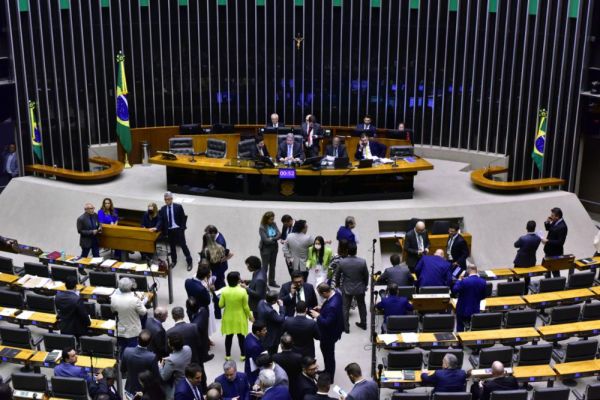 Prioridade no Congresso é mais lenta que a violência