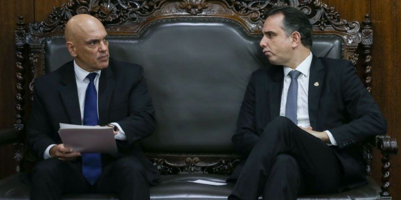 Presidente do TSE entrega ao Congresso sugestões para PL das fake news
