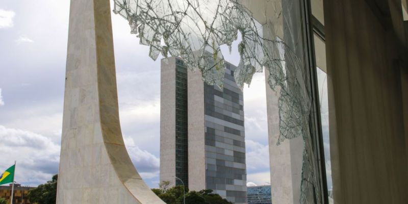 AGU pede indenização de mais 45 investigados por atos golpistas