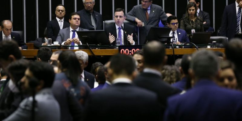 Pacheco lê requerimento e cria CPMI dos atos golpistas de 8 de janeiro