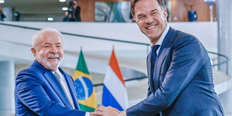 Brasil pode ajudar na busca pela paz na Ucrânia, diz premiê holandês
