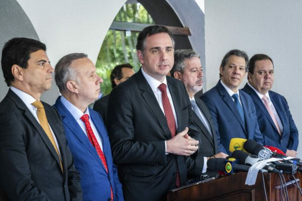 Arcabouço fiscal deve tramitar em urgência no Senado