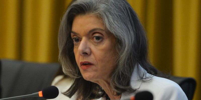 Cármen Lúcia assume como vice e Nunes Marques como efetivo no TSE