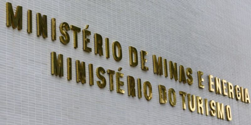 Ministro diz que intervenção na Light é “possibilidade em aberto”